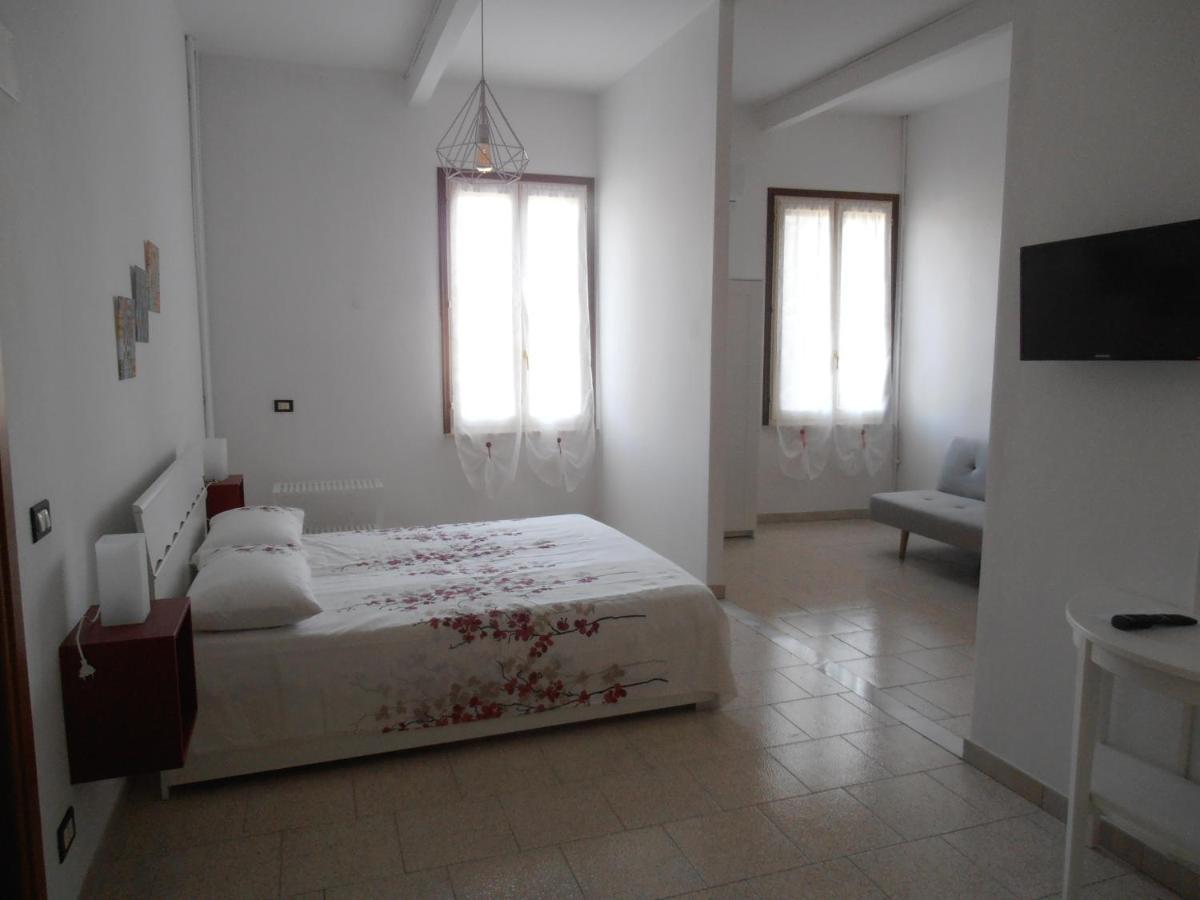 B&B Timo E Rosmarino Sermide Exteriér fotografie