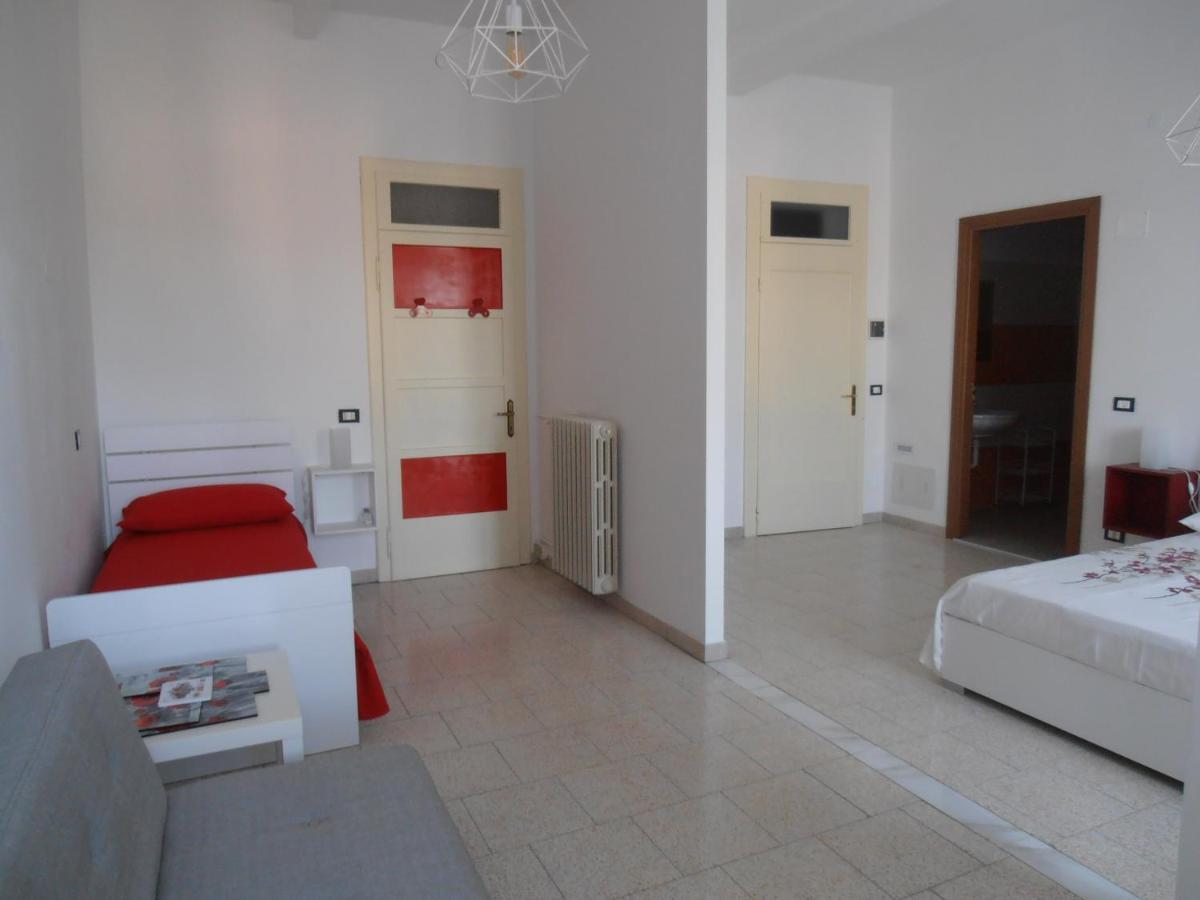 B&B Timo E Rosmarino Sermide Exteriér fotografie